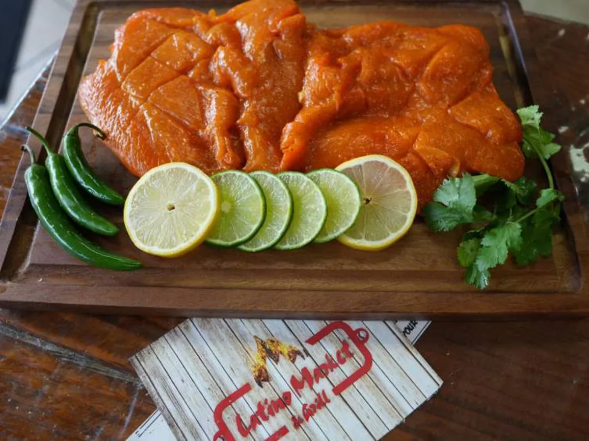 PECHUGA DE POLLO MARINADA | MARINATED BREAST